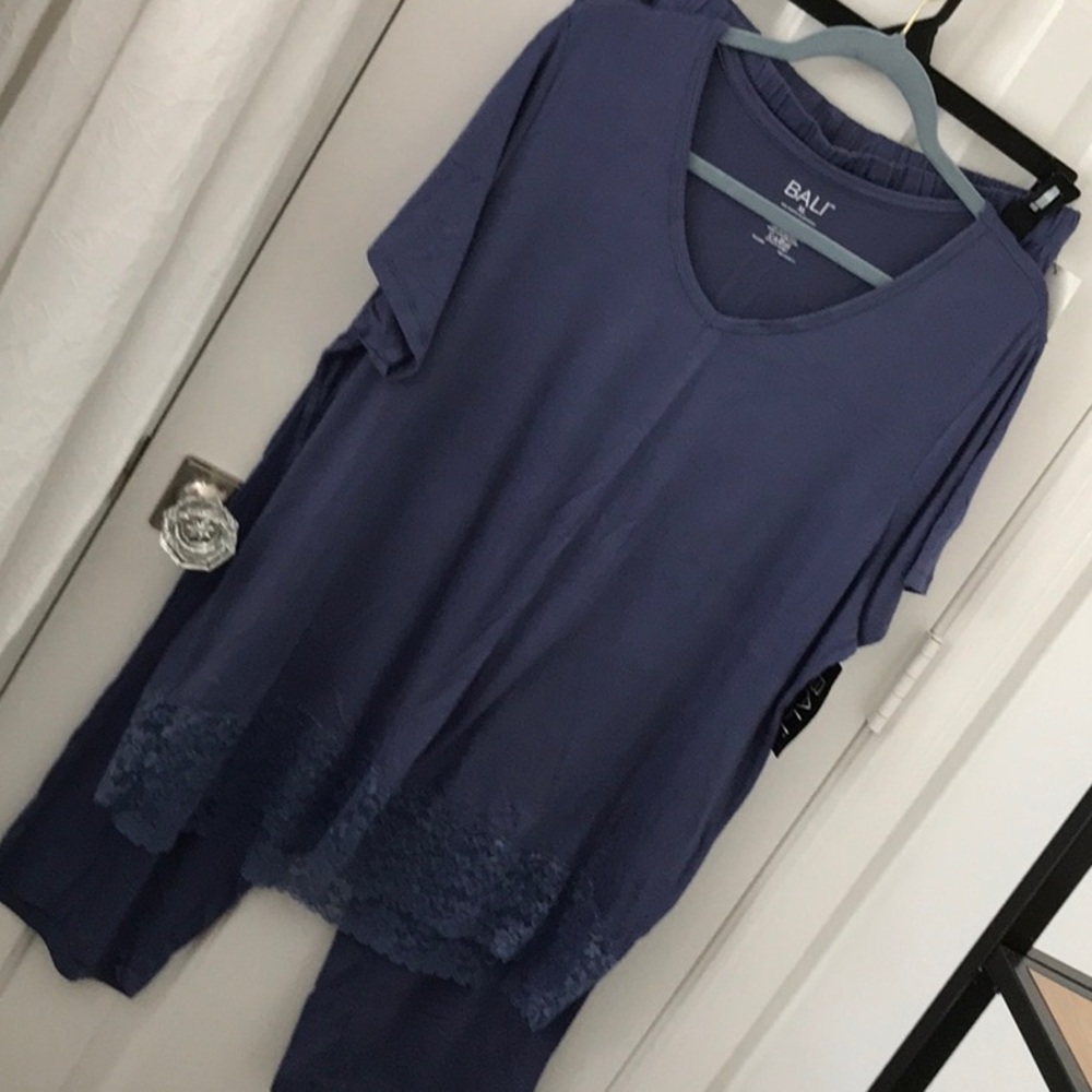 NWT Bali Pajama Set